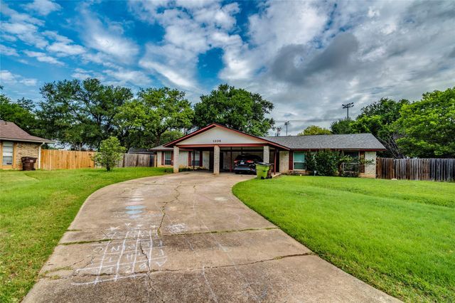 1306 Glenda DR A, Round Rock, TX 78681