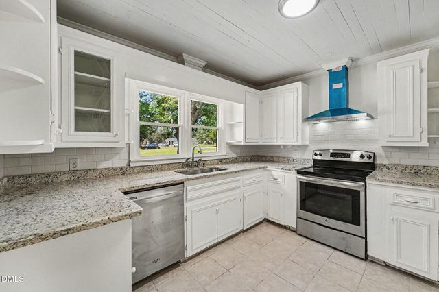207 Old Post Road, Erwin, NC 28339