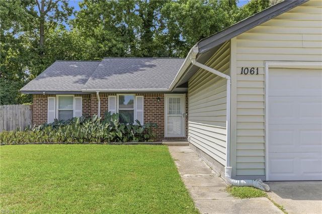 1061 Tall Oak DR, Virginia Beach, VA 23462