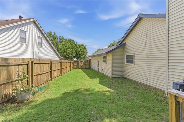 1061 Tall Oak DR, Virginia Beach, VA 23462