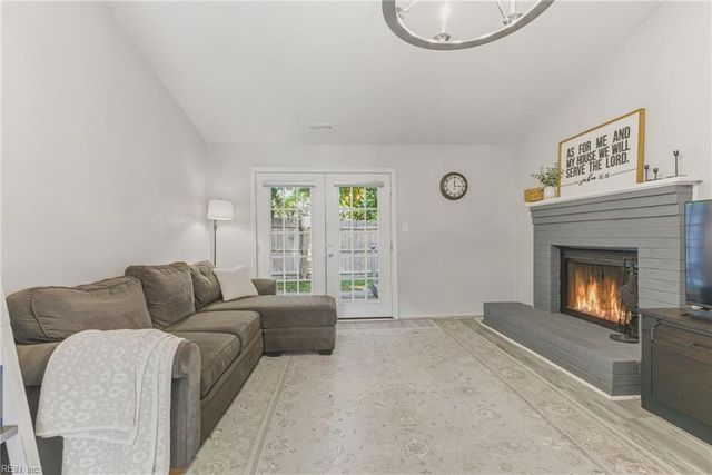 1061 Tall Oak DR, Virginia Beach, VA 23462