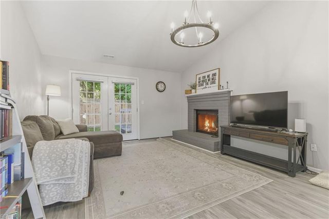 1061 Tall Oak DR, Virginia Beach, VA 23462