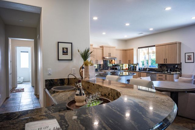 69701 Camino Pacifico, Rancho Mirage, CA 92270