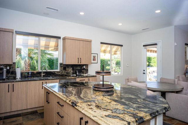 69701 Camino Pacifico, Rancho Mirage, CA 92270