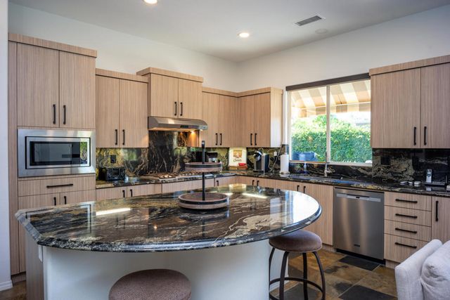 69701 Camino Pacifico, Rancho Mirage, CA 92270