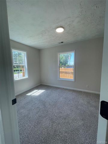 5685 Venice Road, Newport, MI 48166