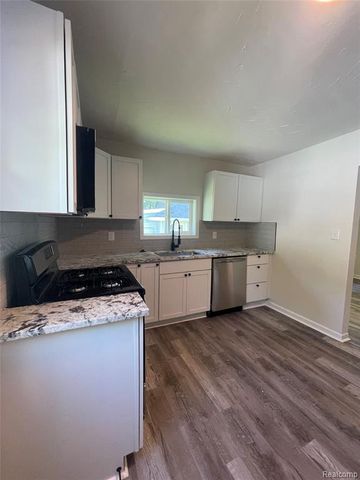 5685 Venice Road, Newport, MI 48166