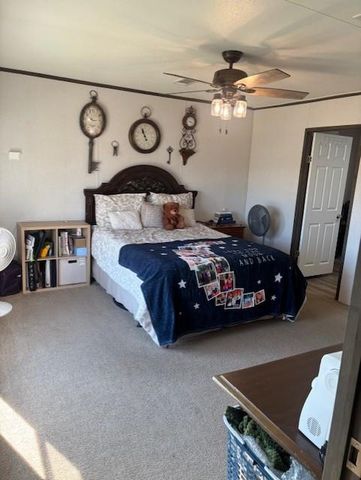 130 Zafiro LN, Del Valle, TX 78617