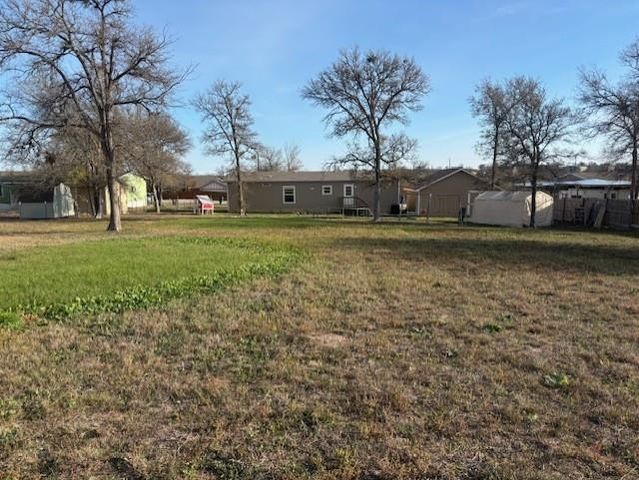 130 Zafiro LN, Del Valle, TX 78617