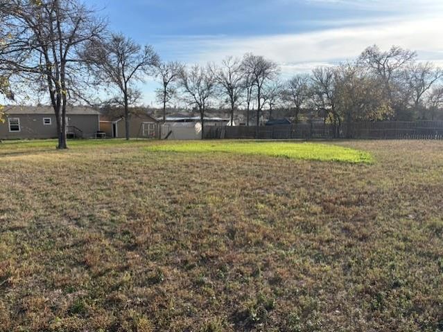 130 Zafiro LN, Del Valle, TX 78617