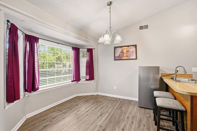 102 Moccasin Court, Summerville, SC 29486