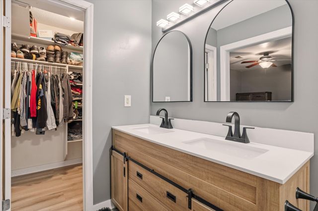 102 Moccasin Court, Summerville, SC 29486