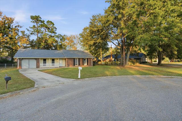 102 Moccasin Court, Summerville, SC 29486
