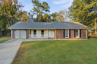 102 Moccasin Court, Summerville, SC 29486