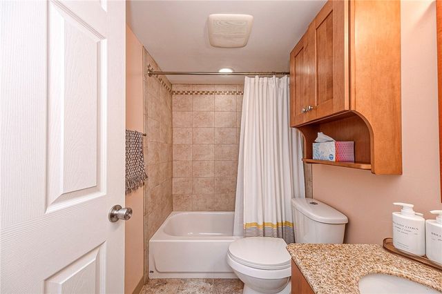 5 Bayard Rd 621, Shadyside, PA 15213