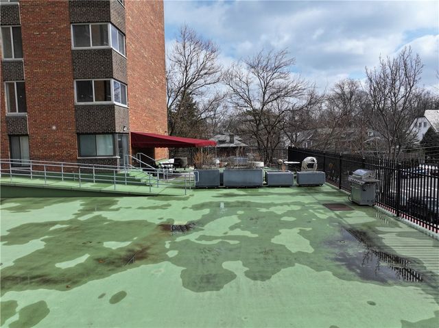 5 Bayard Rd 621, Shadyside, PA 15213