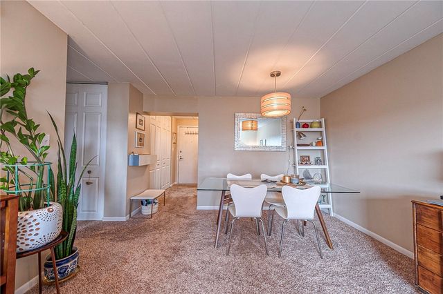 5 Bayard Rd 621, Shadyside, PA 15213