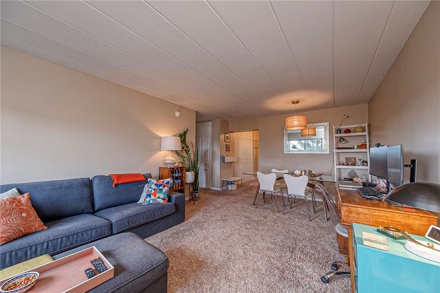 5 Bayard Rd 621, Shadyside, PA 15213