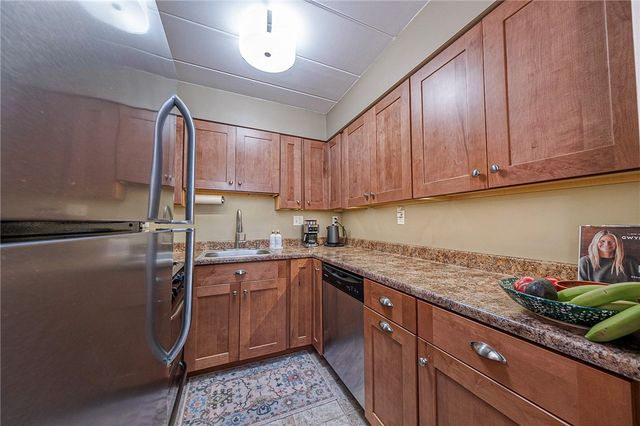 5 Bayard Rd 621, Shadyside, PA 15213