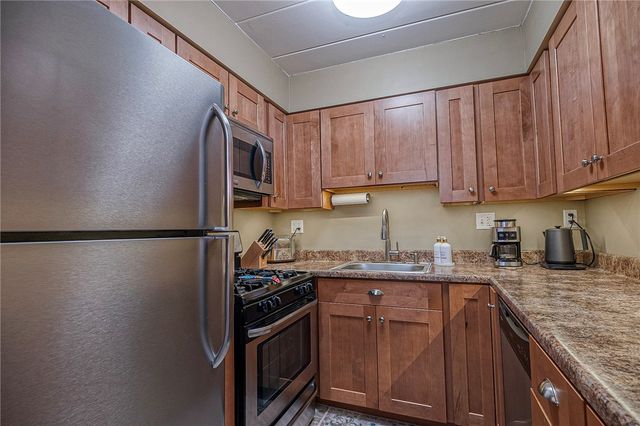 5 Bayard Rd 621, Shadyside, PA 15213