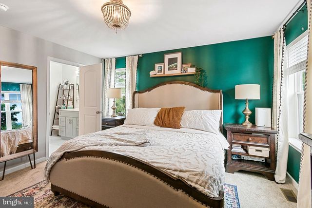 26 HIGH ST, Phoenixville, PA 19460
