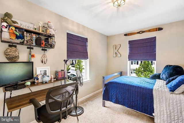 26 HIGH ST, Phoenixville, PA 19460