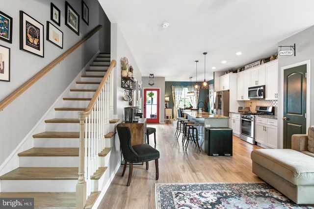 26 HIGH ST, Phoenixville, PA 19460