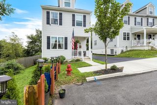 26 HIGH ST, Phoenixville, PA 19460