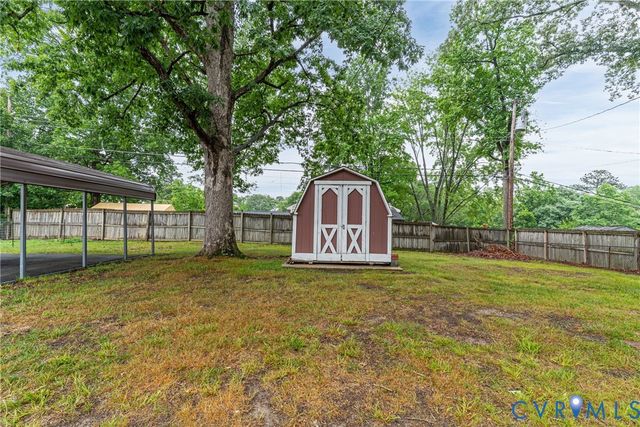 8204 Adrian Dr, Henrico, VA 23294