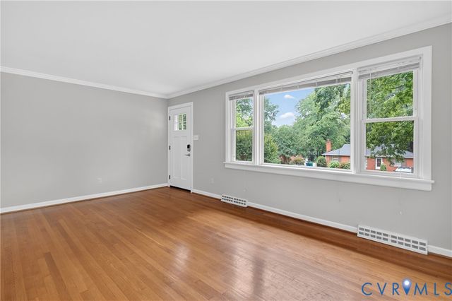 8204 Adrian Dr, Henrico, VA 23294