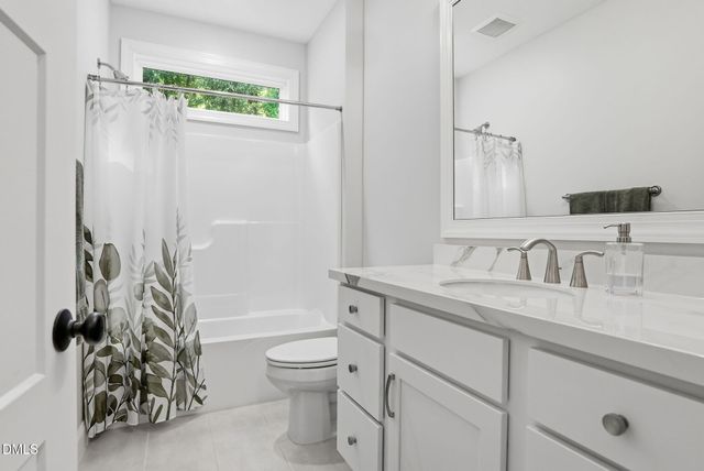 115 Old Garden Lane, Youngsville, NC 27596