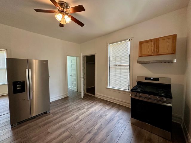 10749 S State Street, Chicago, IL 60628