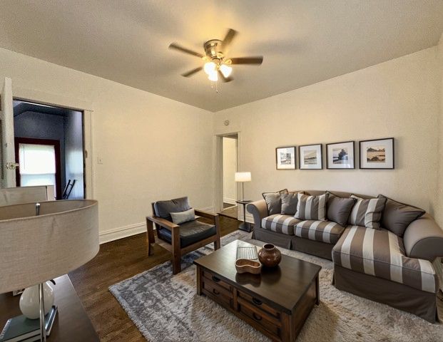 10749 S State Street, Chicago, IL 60628