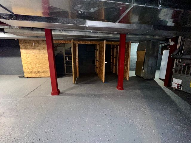 10749 S State Street, Chicago, IL 60628