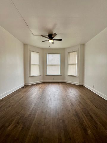 10749 S State Street, Chicago, IL 60628