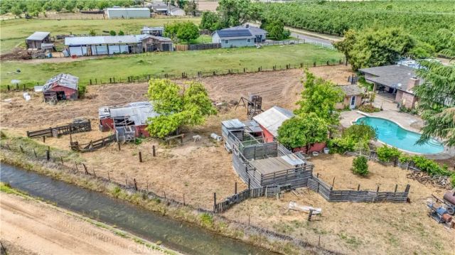 7119 Mercedes, Winton, CA 95388