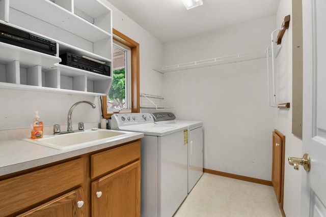 1352 15th Street, Baraboo, WI 53913