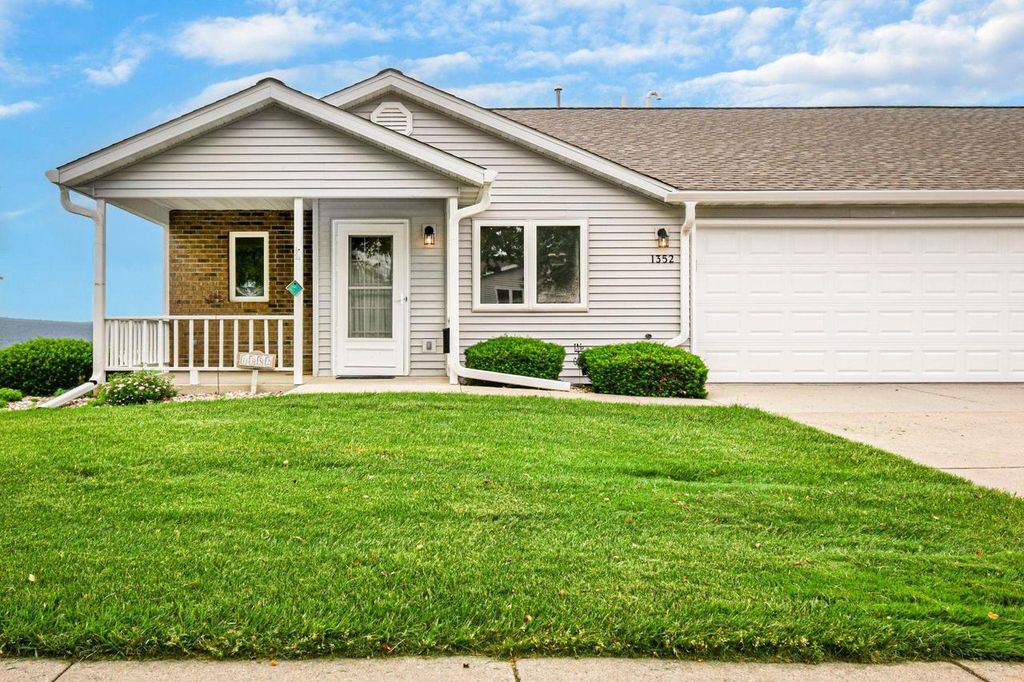 1352 15th Street, Baraboo, WI 53913