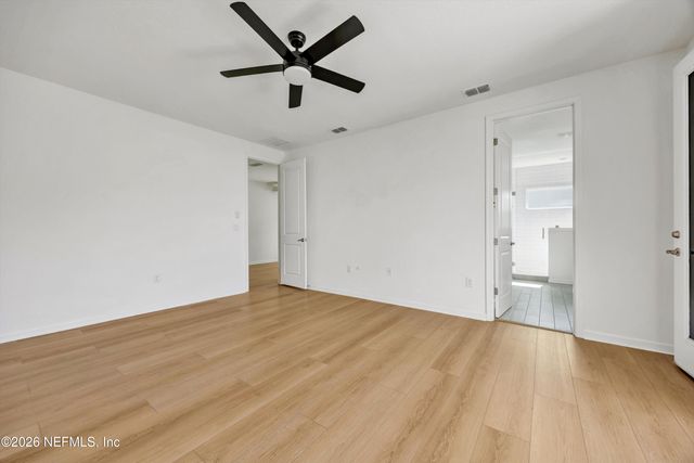 329 RUM RUNNER Way, St. Johns, FL 32259