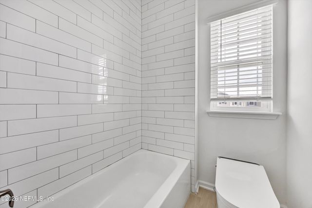 329 RUM RUNNER Way, St. Johns, FL 32259