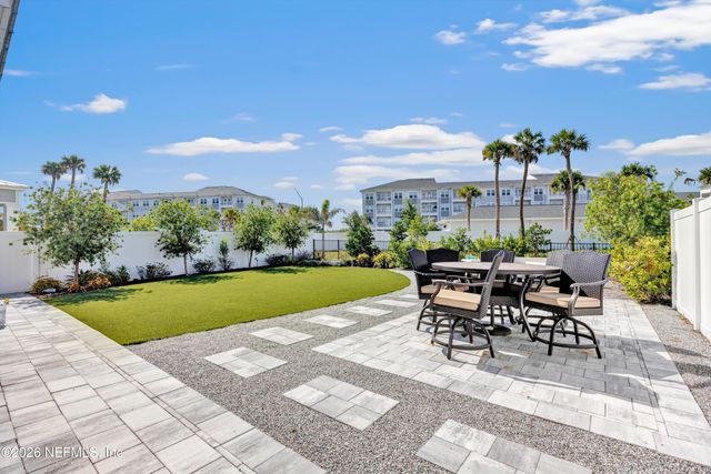 329 RUM RUNNER Way, St. Johns, FL 32259