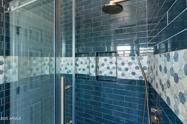 3018 N 50TH Street, Phoenix, AZ 85018