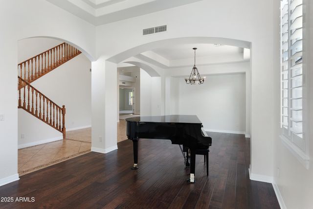 3018 N 50TH Street, Phoenix, AZ 85018