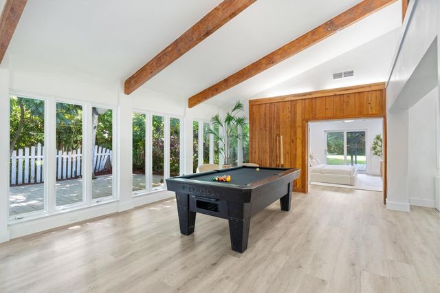 2211 SW 27th Ter, Fort Lauderdale, FL 33312