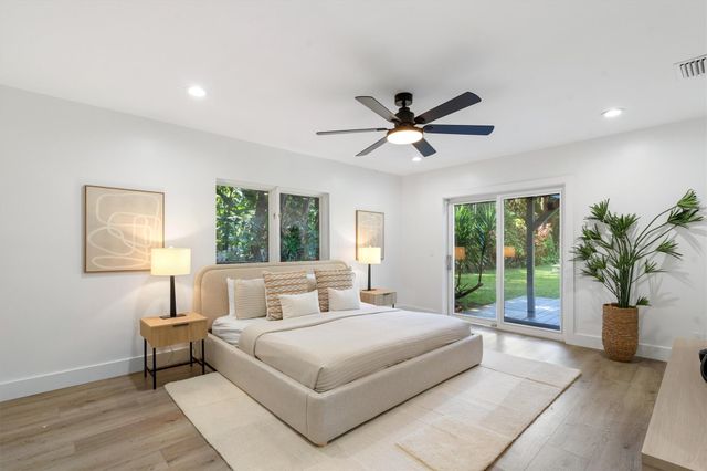 2211 SW 27th Ter, Fort Lauderdale, FL 33312