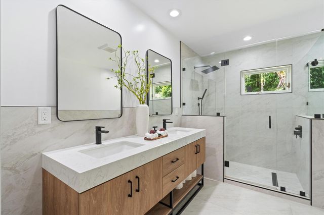 2211 SW 27th Ter, Fort Lauderdale, FL 33312