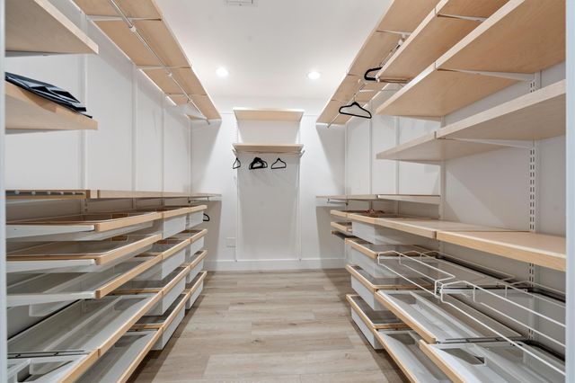 2211 SW 27th Ter, Fort Lauderdale, FL 33312