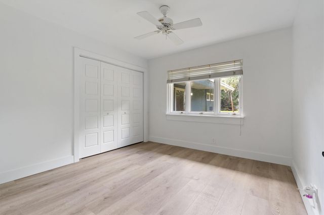 2211 SW 27th Ter, Fort Lauderdale, FL 33312