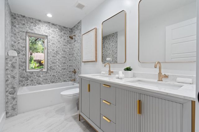 2211 SW 27th Ter, Fort Lauderdale, FL 33312