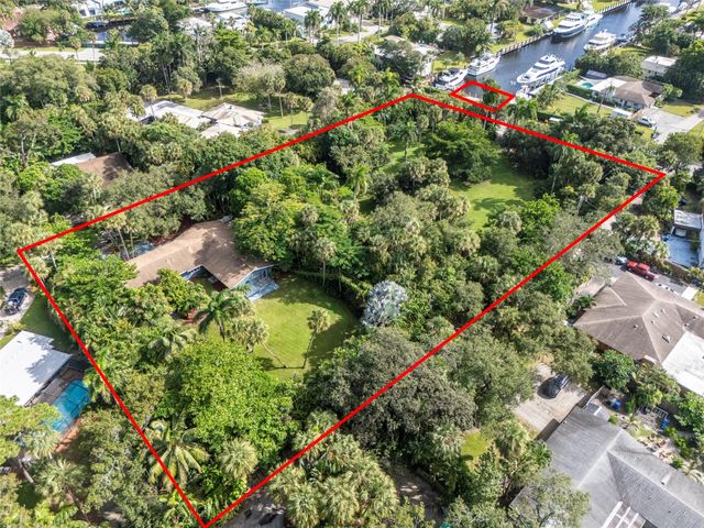 2211 SW 27th Ter, Fort Lauderdale, FL 33312